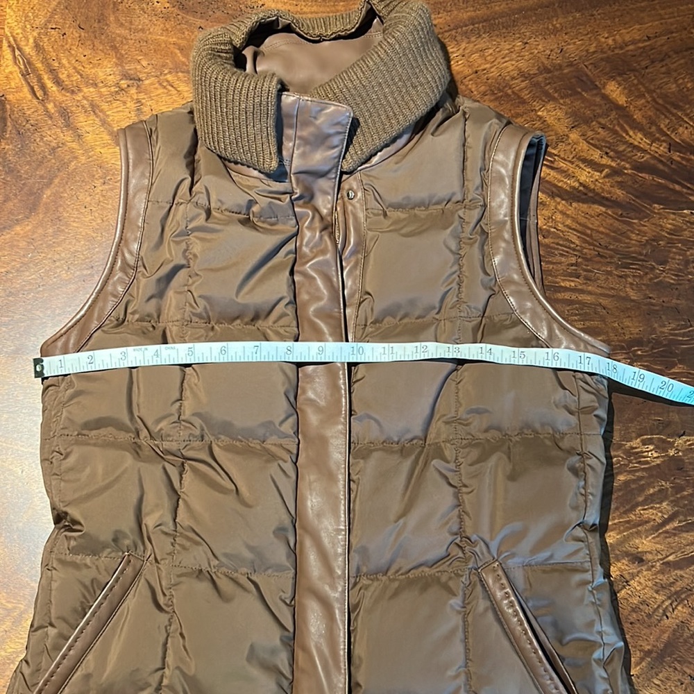 Loro piana womens 40 goose down reversible puffer vest - Picture 9 of 14